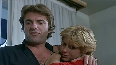 Apró, Szőke, kocka barátom házi sex videok élvezze hármasban a kamera
