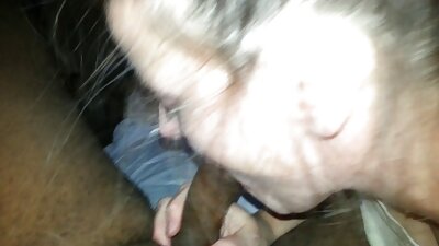 Kurva Szexi Punci összeomlik a hátsó ülésen amator szex video